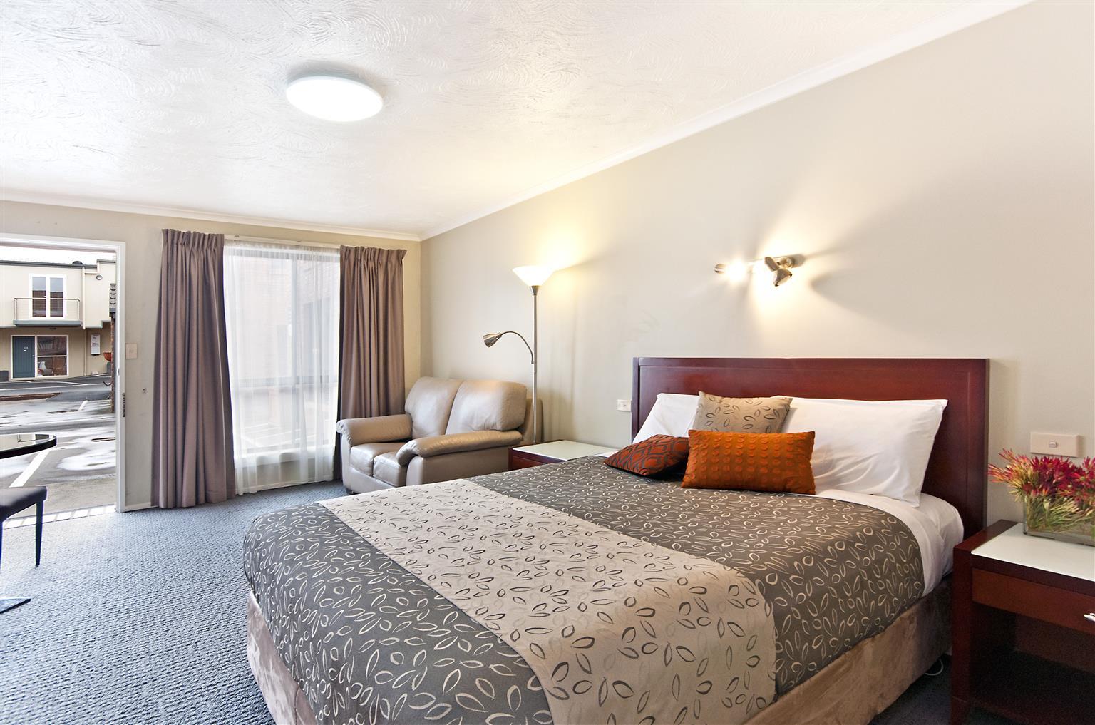 Waves Motel And Apartments Warrnambool Exterior photo