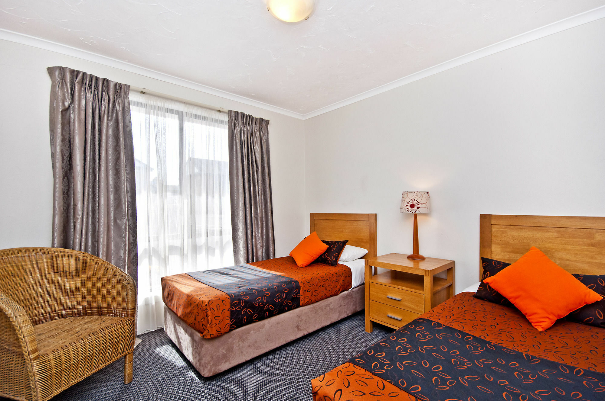 Waves Motel And Apartments Warrnambool Exterior photo